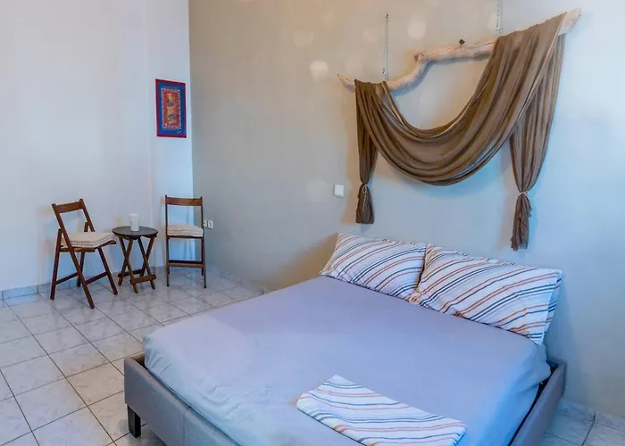 Casa Sofianna 2-Bedroom Home Next To Sandy Beach