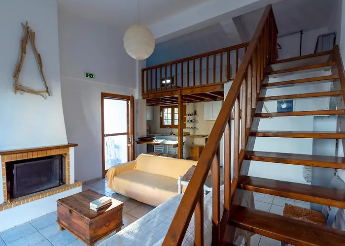 Casa Sofianna 2-Bedroom Home Next To Sandy Beach
