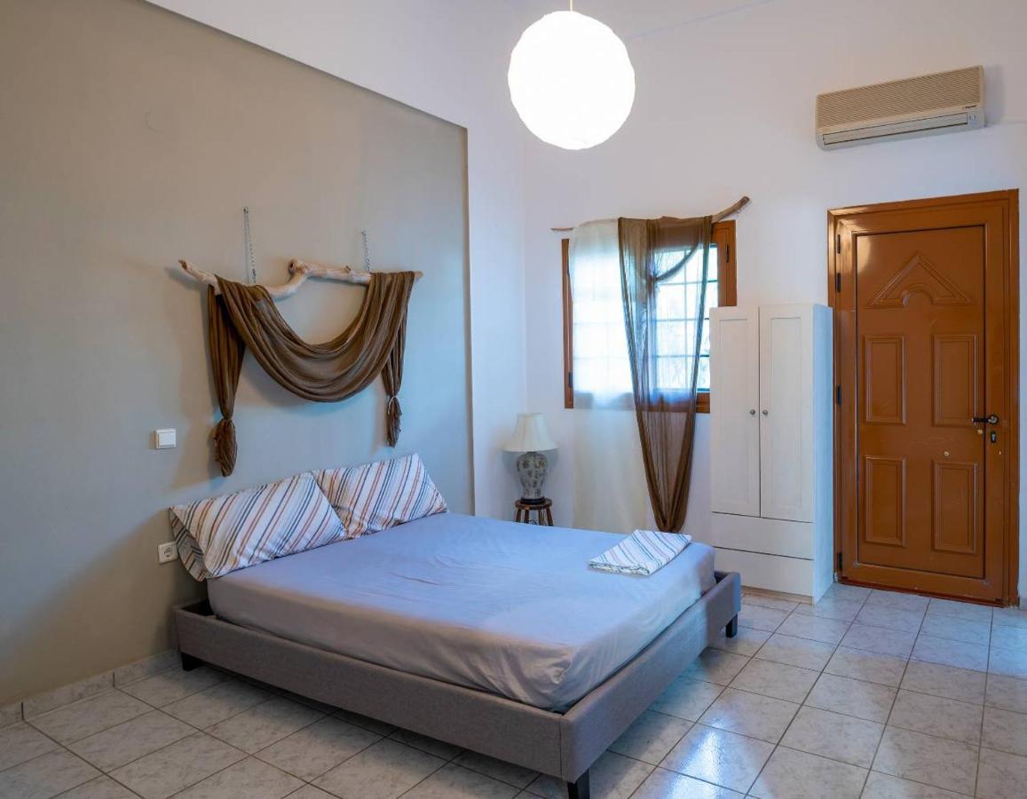 Casa Sofianna 2-bedroom Next To Sandy Monemvasia