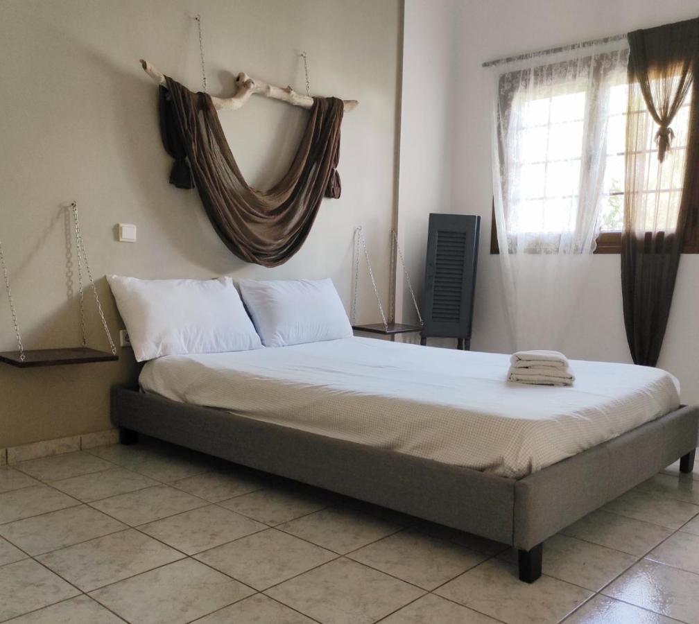 Casa Sofianna 2-bedroom Next To Sandy Holiday home Monemvasia